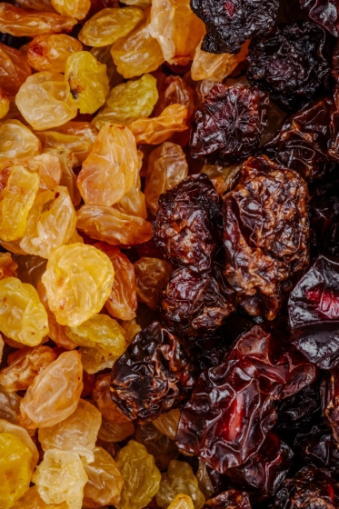 types of raisins